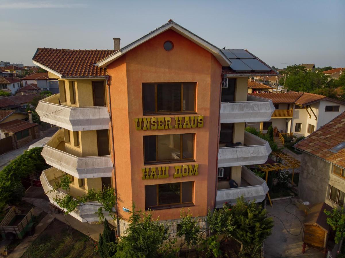 Guest House Nash Dom Kavarna Exteriér fotografie