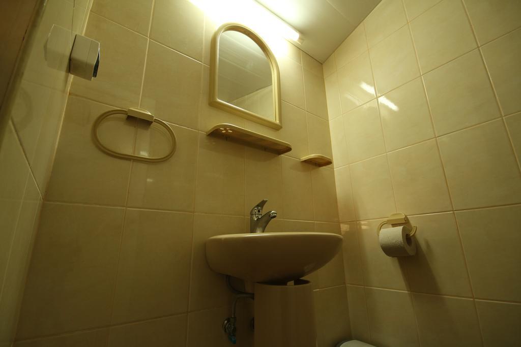Guest House Nash Dom Kavarna Exteriér fotografie
